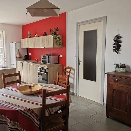 Logement Calme Et Authentique A 에스플레트 객실 사진